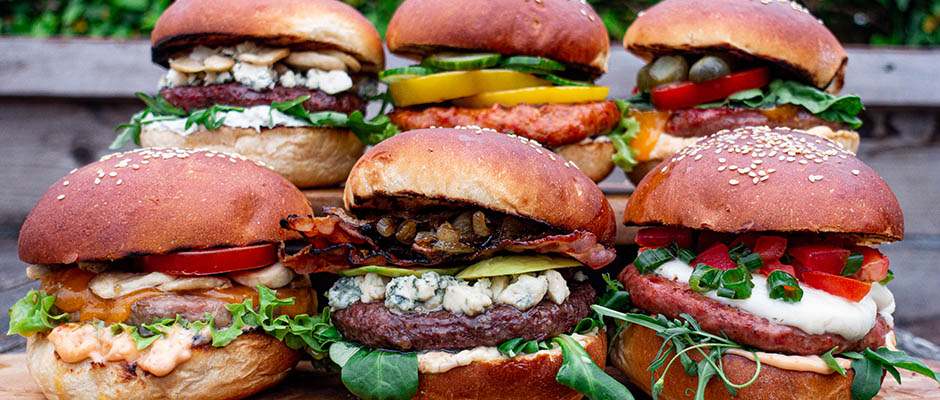 6 verschillende (Ham)burger recepten van de BBQ met eenvoudige toppings