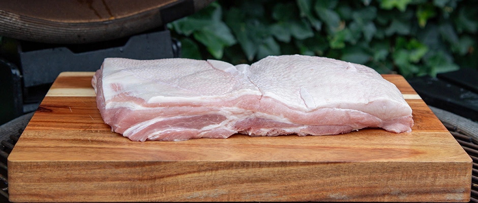 vlees gerookte babi panggang Indonesisch geroosterd varkensvlees BBQ Marc DeVleesboerderij