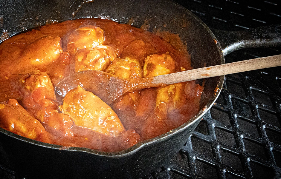 midden pittige kipdrumsticks in tomatensaus bbq marc devleesboerderij