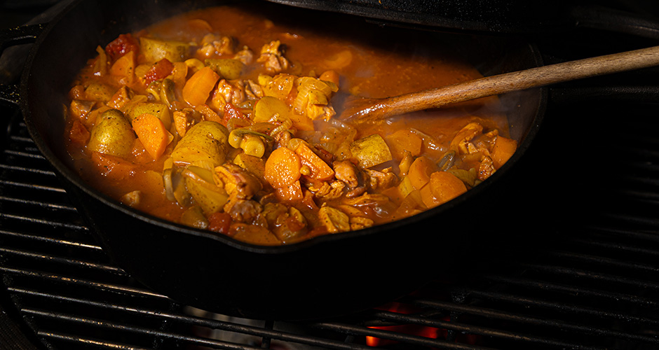 einde stoofpot met gerookte kip bbq marc devleesboerderij