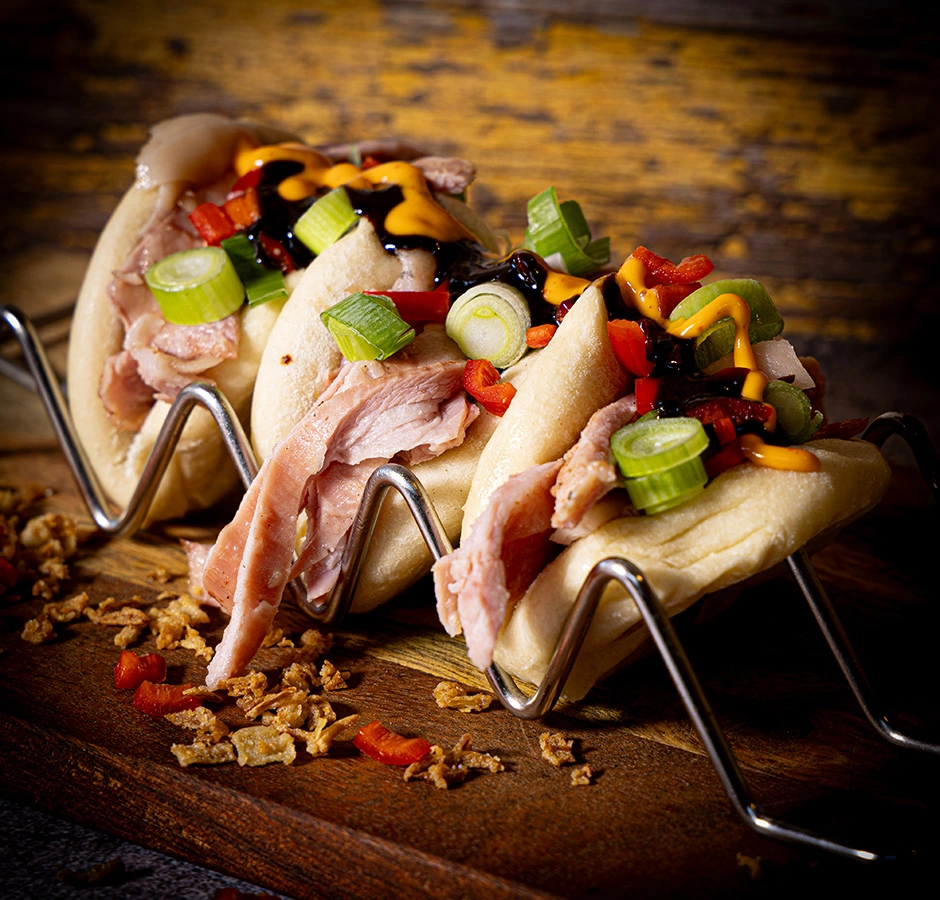 vlees bao buns met whole hog buikspek bbq marc devleesboerderij