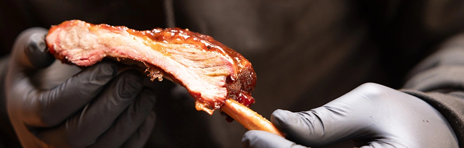 einde canarische honing buikribben bbq marc devleesboerderij