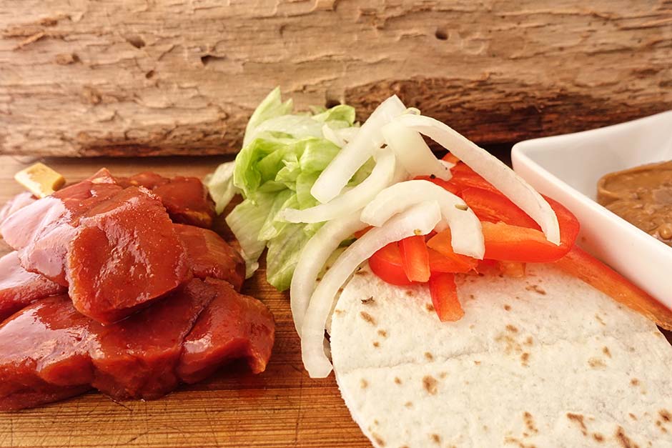 Mini Tortilla met Varkenshaas sateh gourmet de vleesboerderij