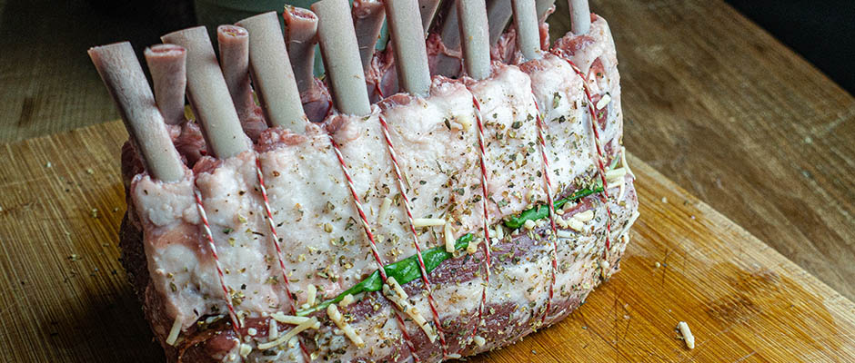 italiaanse lamsrack met paprikasalade van de bbq grillfun de vleesboerderij